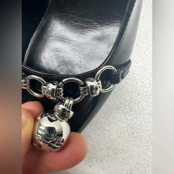 Elegant Burgundy Heels with Silver Accents - Picture 8 of 9